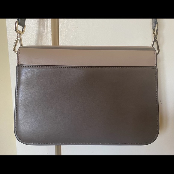 Michael Kors Sloan Chevron Messenger Bag - Picture 2 of 6